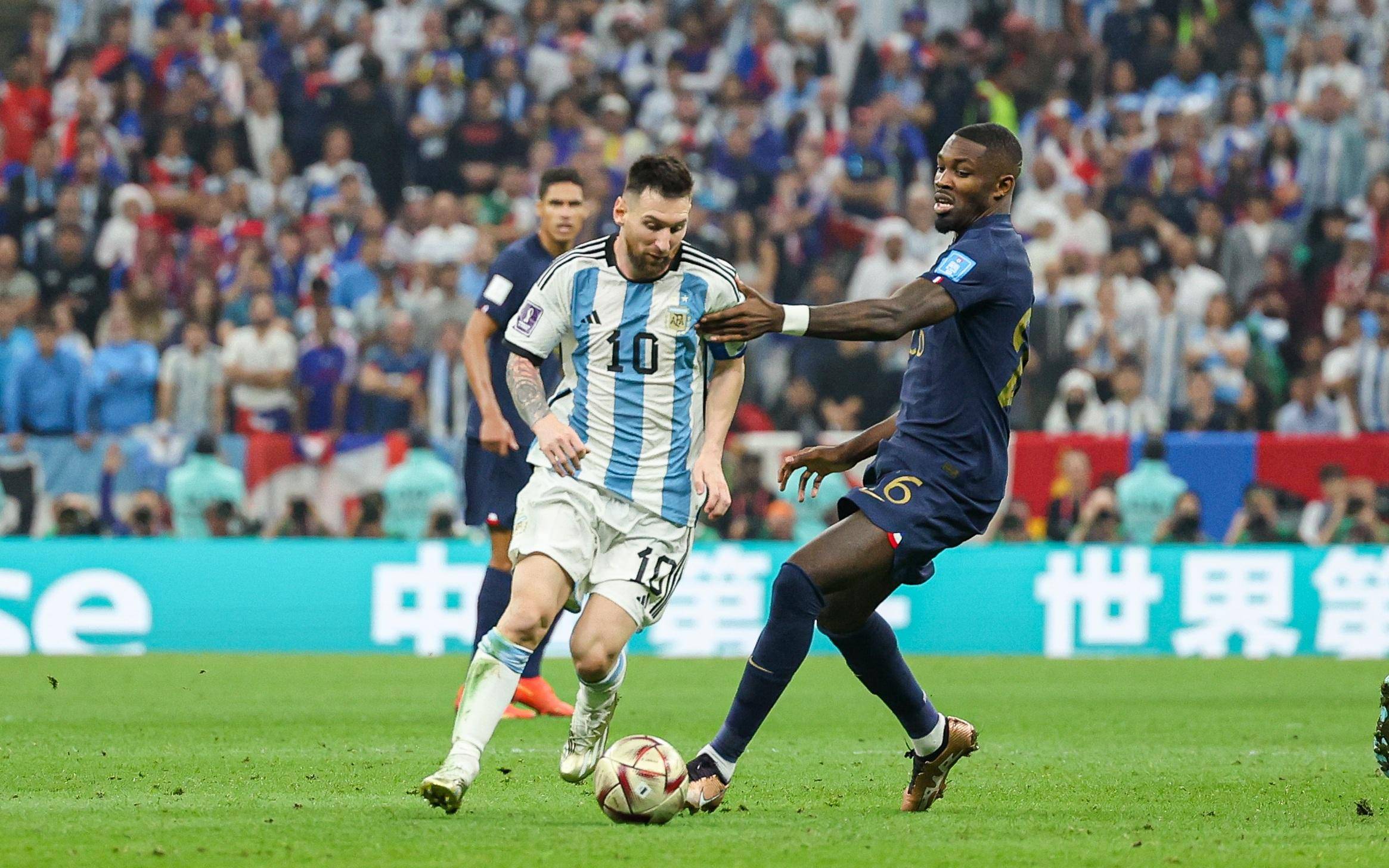 也勾起了人 也勾起了人