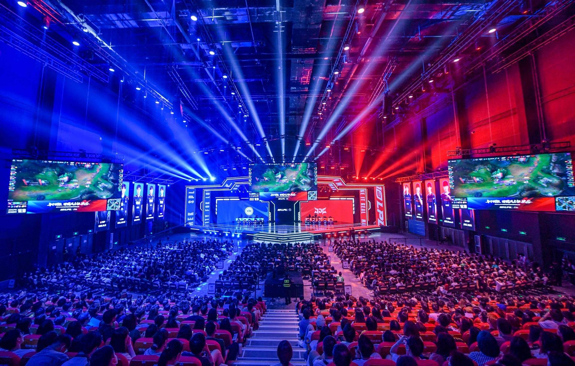 攻的机会终 攻的机会终