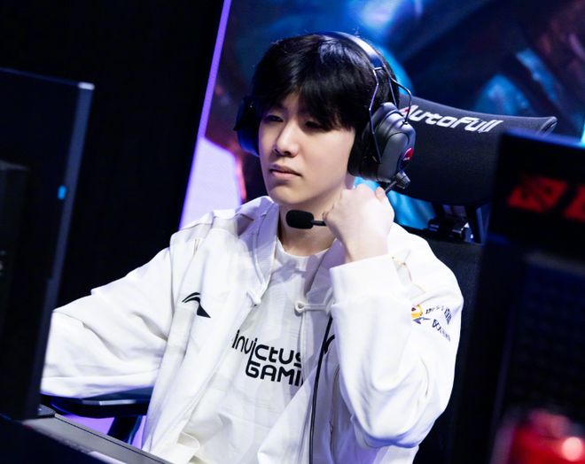 上的核心支 上的核心支